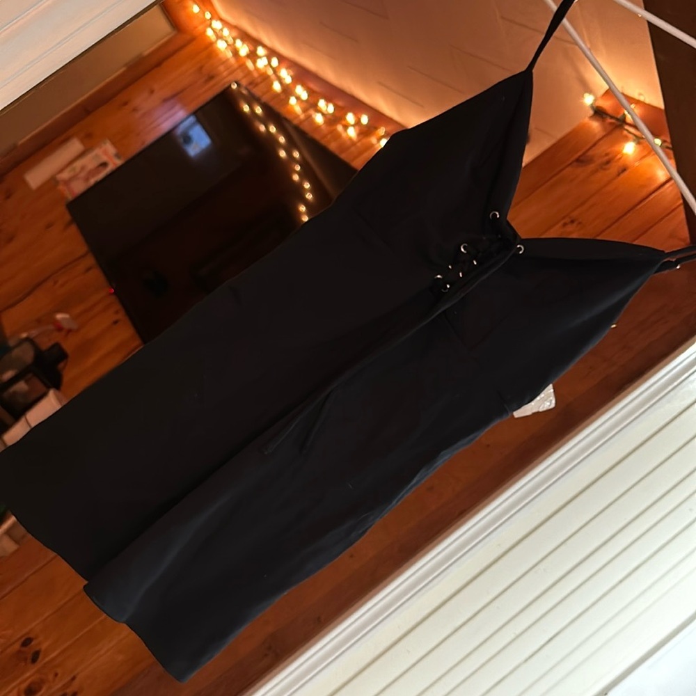 Urban outfitters tees blackk dress